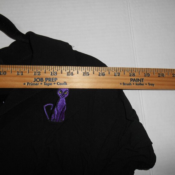 DISNEY UNIVERSE WOMEN LARGE HOCUS POCUS TIE FRONT SHRT 100% VISCOSE HALLOWEEN - Picture 7 of 10